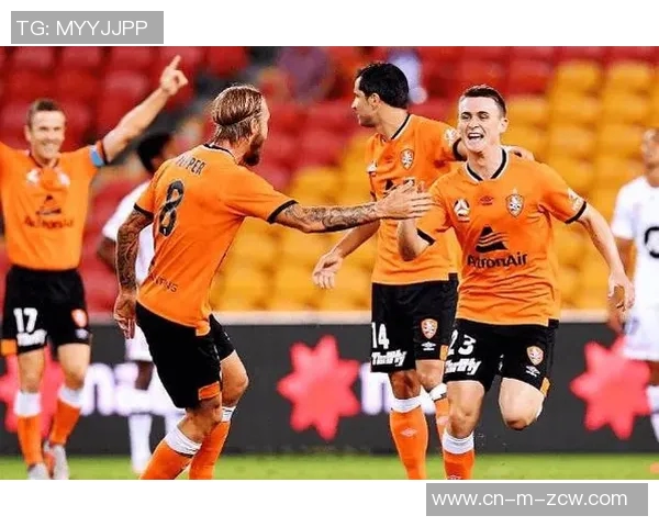 墨胜利与珀斯的激烈对决揭示了足球战术的较量与球队精神的碰撞